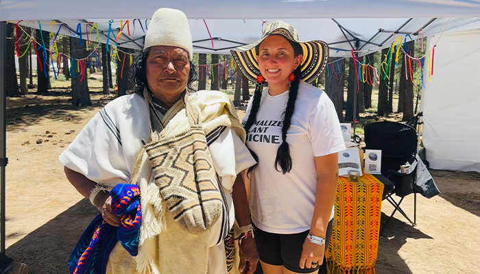 Joanne Medina with unknown person